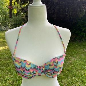 Patterned Swimsuit Top